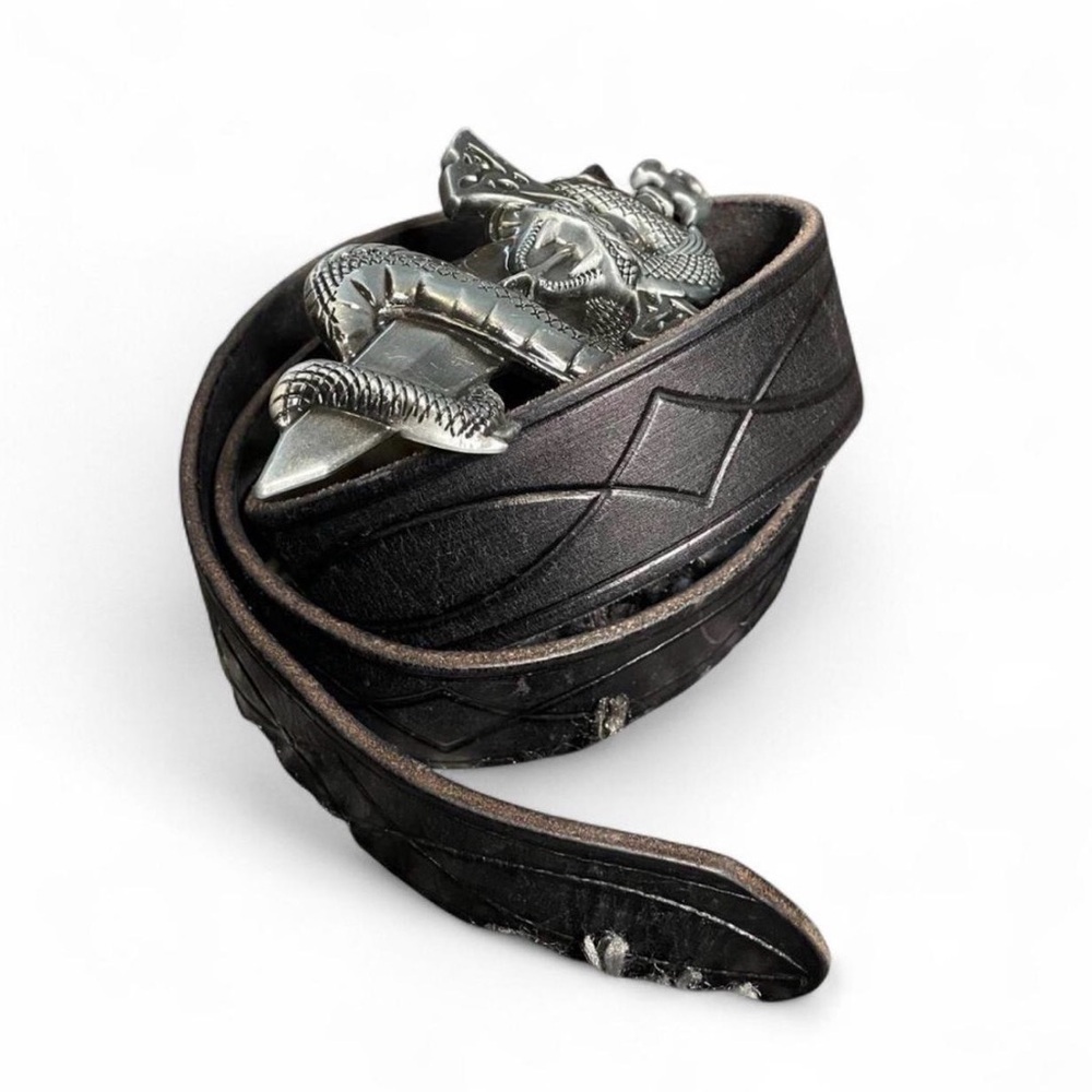 Sword &‎ Cobra Snake Buckle Full Grain Black Leather Belt